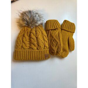 Panache Women’s Pom Pom Beanie & Mittens Set NWOT